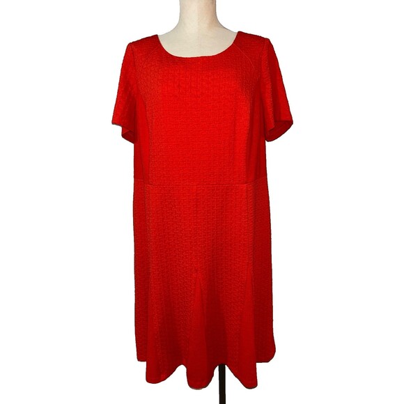 Talbots Women's Red Textured Knit Shift Dress size 18W Round Neck Short Sleeve - Picture 1 of 10